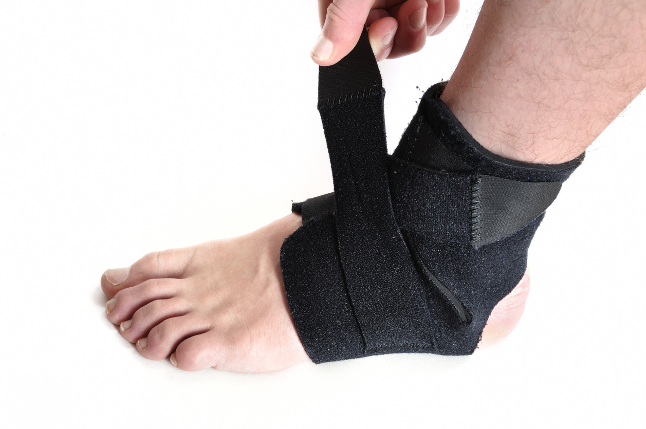 How to Put on an Ankle Brace - Tech Cartel