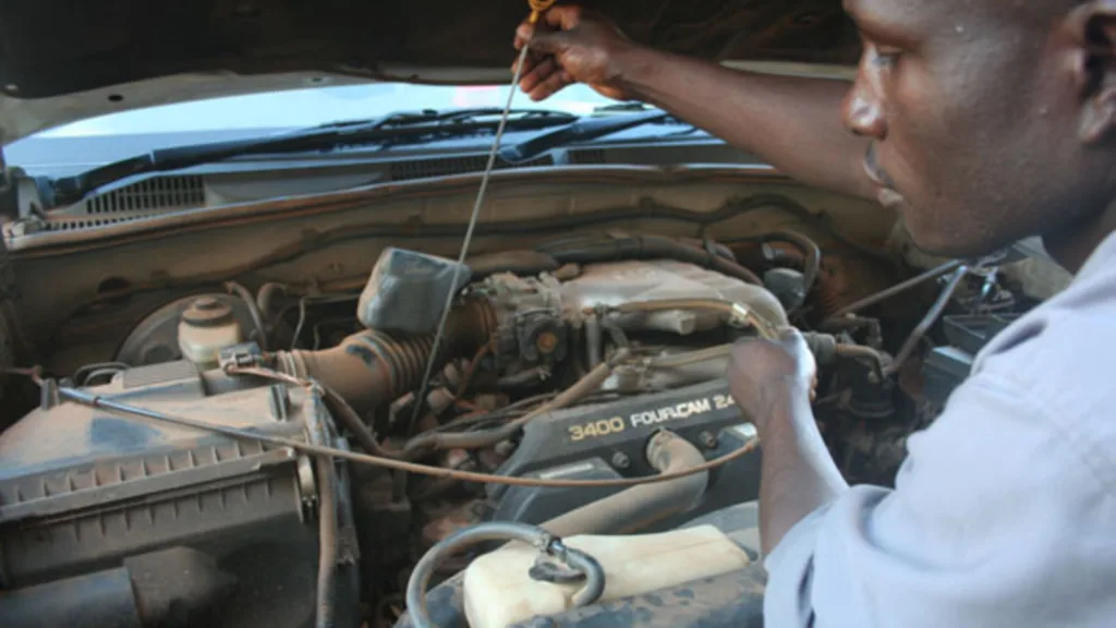 How to Check Oil Level in a Car