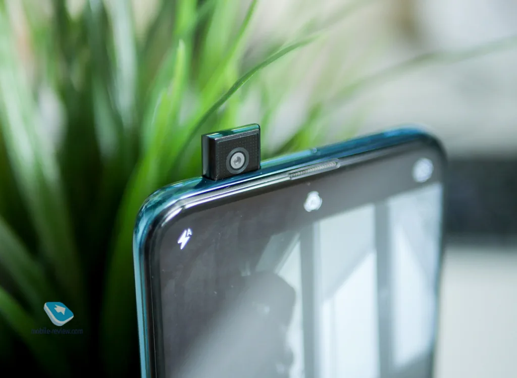 Huawei P Smart Z: Pop-Out Camera Phones