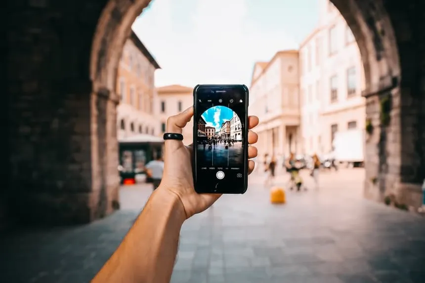 EIS vs OIS: Which Camera Stabilization Technology Is Better?
